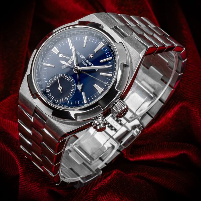 Vacheron Constantin Overseas 7900V/110A-B334 Image 4